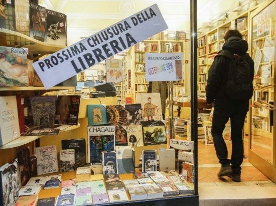 I nuovi assetti della distribuzione editoriale in Italia: per l’editoria indipendente oltre al danno pure una perfida beffa!