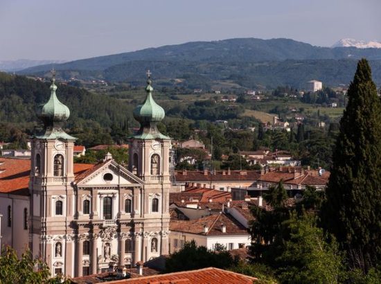 Festival Internazionale di Poesia di Milano: La città invisibile